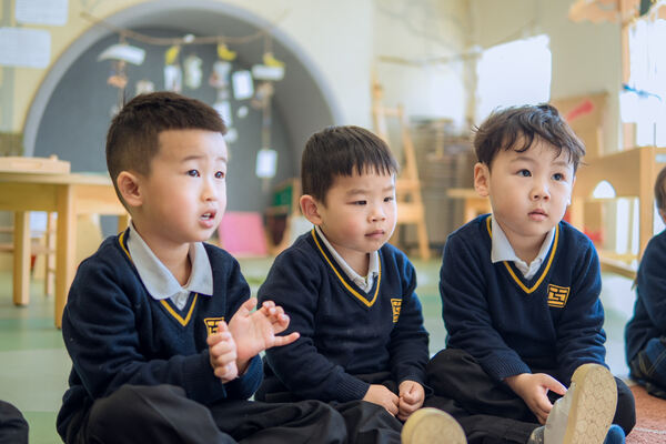Mystery Reader,Hiba Academy Nantong Nursery